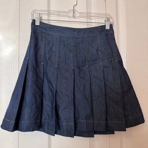 NWOT - Aritzia - Babaton Jean Darkwash Pleated Skater Skirt
